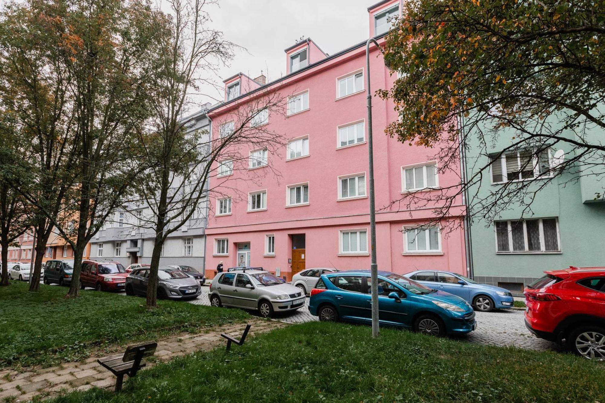 Romanticky Loft Parking U Hlavniho Nadrazi 올로모우츠 외부 사진