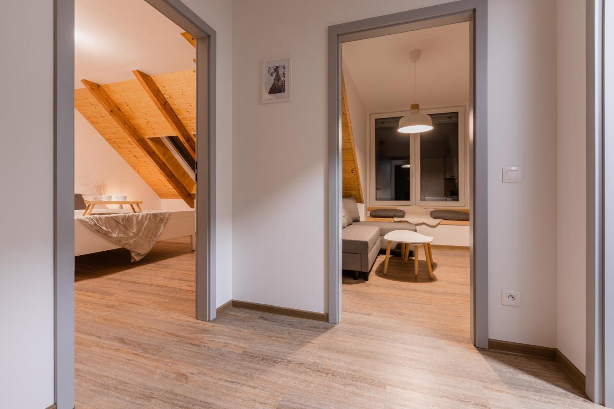 Romanticky Loft Parking U Hlavniho Nadrazi 올로모우츠 외부 사진